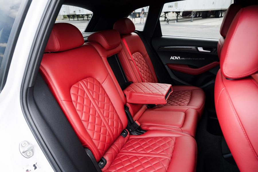 Интерьер Audi Q5 on ADV.1 Wheels (ADV08 TRACK FUNCTION) 2018 года  (фото 29 из 40)